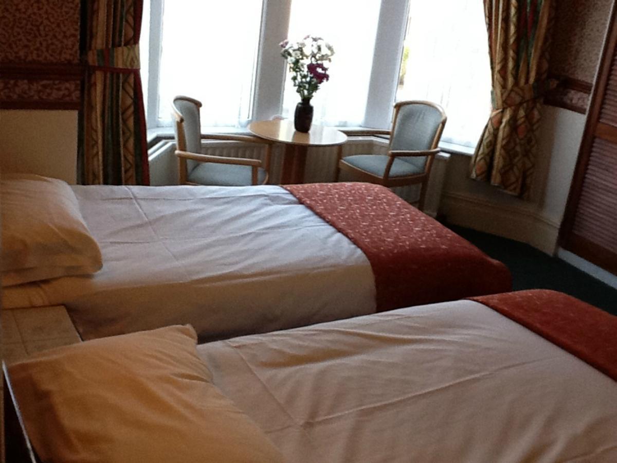 קארדיף Penrhys Hotel מראה חיצוני תמונה
